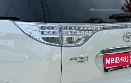 Toyota Estima III рестайлинг -2, 2011 год, 1 680 000 рублей, 14 фотография