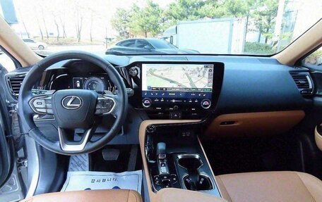 Lexus NX, 2022 год, 3 485 000 рублей, 7 фотография