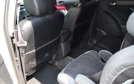 Toyota Matrix, 2006 год, 390 000 рублей, 14 фотография