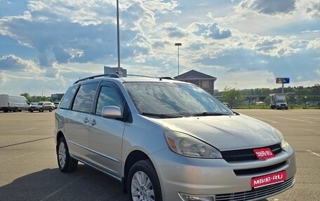 Toyota Sienna II рестайлинг, 2004 год, 1 320 000 рублей, 1 фотография