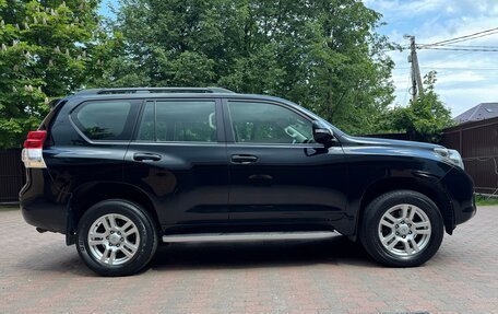 Toyota Land Cruiser Prado 150 рестайлинг 2, 2010 год, 3 400 000 рублей, 5 фотография