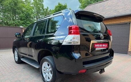 Toyota Land Cruiser Prado 150 рестайлинг 2, 2010 год, 3 400 000 рублей, 8 фотография