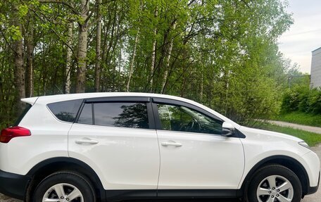 Toyota RAV4, 2013 год, 1 690 000 рублей, 4 фотография