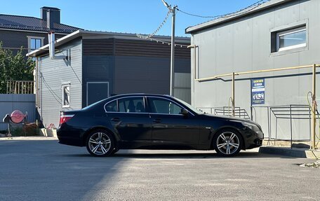 BMW 5 серия, 2004 год, 1 330 000 рублей, 11 фотография