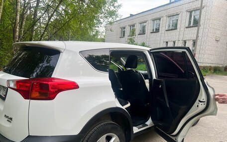 Toyota RAV4, 2013 год, 1 690 000 рублей, 3 фотография