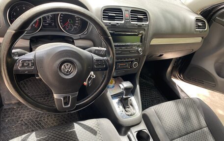 Volkswagen Golf VI, 2010 год, 700 000 рублей, 9 фотография