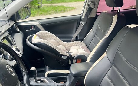 Toyota RAV4, 2013 год, 1 690 000 рублей, 8 фотография
