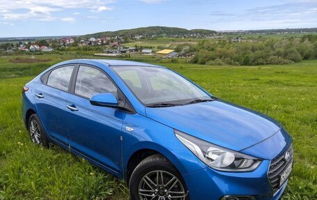 Hyundai Solaris II рестайлинг, 2017 год, 1 100 000 рублей, 4 фотография