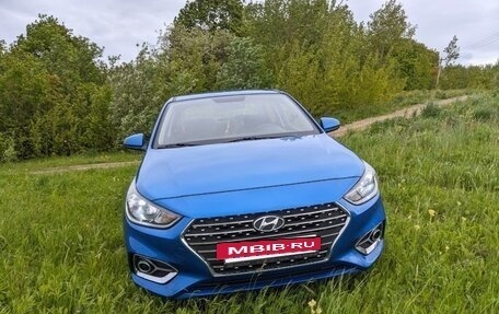 Hyundai Solaris II рестайлинг, 2017 год, 1 100 000 рублей, 2 фотография