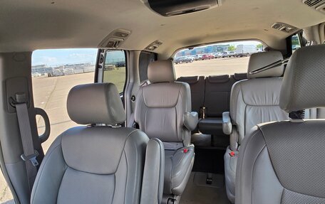 Toyota Sienna II рестайлинг, 2004 год, 1 320 000 рублей, 6 фотография