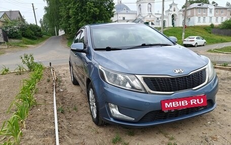 KIA Rio III рестайлинг, 2013 год, 950 000 рублей, 4 фотография