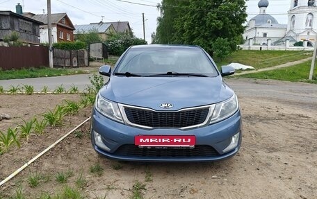KIA Rio III рестайлинг, 2013 год, 950 000 рублей, 2 фотография