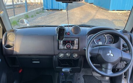 Mitsubishi Pajero Mini II, 2011 год, 820 000 рублей, 10 фотография