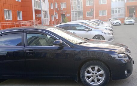 Toyota Camry, 2011 год, 1 600 000 рублей, 2 фотография