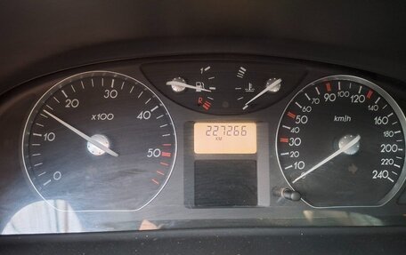 Renault Laguna II, 2002 год, 420 000 рублей, 8 фотография