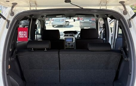 Toyota bB II рестайлинг, 2010 год, 1 070 000 рублей, 19 фотография