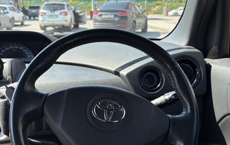 Toyota bB II рестайлинг, 2010 год, 1 070 000 рублей, 29 фотография