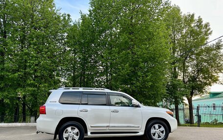 Toyota Land Cruiser 200, 2014 год, 3 500 000 рублей, 21 фотография