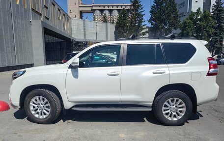 Toyota Land Cruiser Prado 150 рестайлинг 2, 2015 год, 3 700 000 рублей, 3 фотография