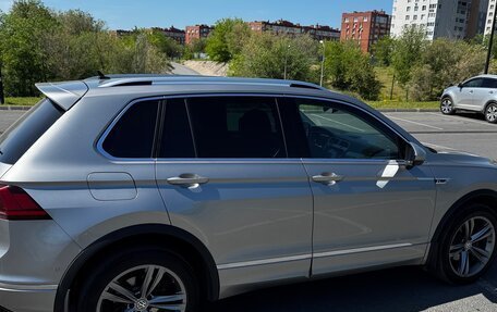 Volkswagen Tiguan II, 2018 год, 2 900 000 рублей, 5 фотография