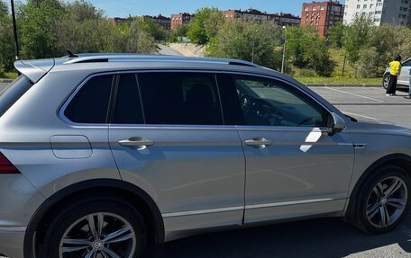 Volkswagen Tiguan II, 2018 год, 2 900 000 рублей, 6 фотография