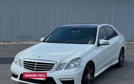 Mercedes-Benz E-Класс, 2011 год, 1 750 000 рублей, 3 фотография