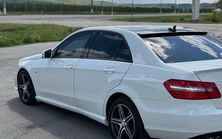 Mercedes-Benz E-Класс, 2011 год, 1 750 000 рублей, 11 фотография