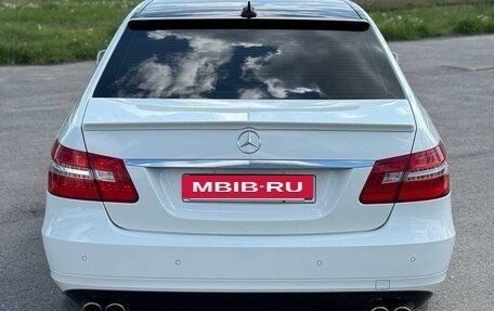 Mercedes-Benz E-Класс, 2011 год, 1 750 000 рублей, 8 фотография