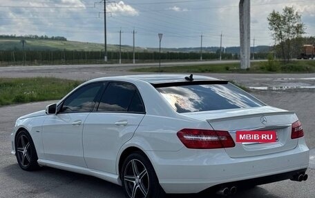 Mercedes-Benz E-Класс, 2011 год, 1 750 000 рублей, 10 фотография