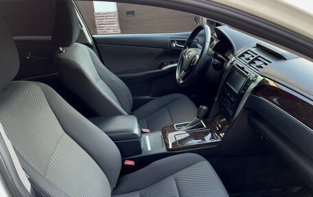 Toyota Camry, 2016 год, 2 350 000 рублей, 14 фотография