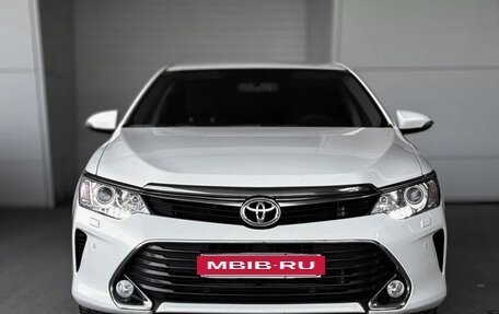 Toyota Camry, 2016 год, 2 350 000 рублей, 8 фотография