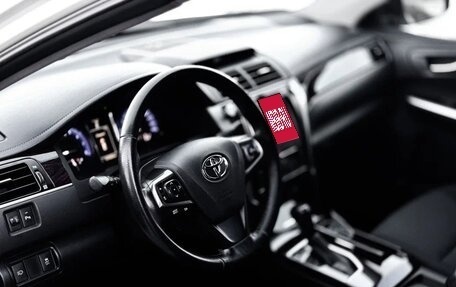 Toyota Camry, 2016 год, 2 350 000 рублей, 11 фотография