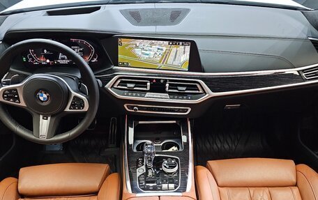 BMW X7, 2022 год, 8 425 000 рублей, 2 фотография