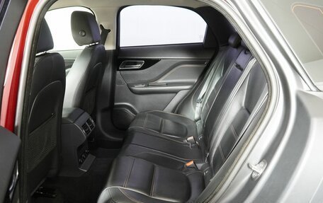 Jaguar F-Pace, 2016 год, 2 320 000 рублей, 13 фотография