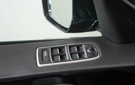 Jaguar F-Pace, 2016 год, 2 320 000 рублей, 18 фотография