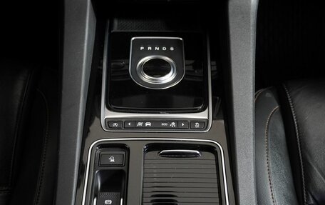Jaguar F-Pace, 2016 год, 2 320 000 рублей, 25 фотография