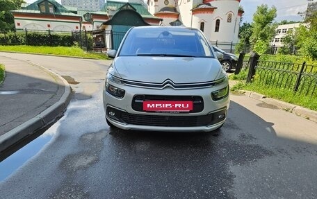 Citroen C4 Picasso II рестайлинг, 2018 год, 1 600 000 рублей, 5 фотография