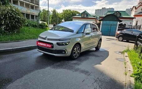 Citroen C4 Picasso II рестайлинг, 2018 год, 1 600 000 рублей, 2 фотография