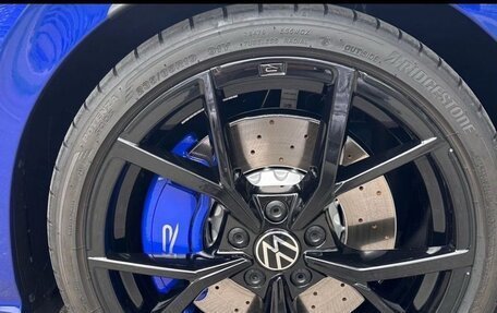 Volkswagen Golf R, 2023 год, 5 900 000 рублей, 6 фотография