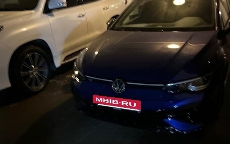 Volkswagen Golf R, 2023 год, 5 900 000 рублей, 11 фотография