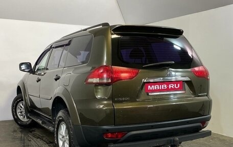 Mitsubishi Pajero Sport II рестайлинг, 2014 год, 1 749 000 рублей, 4 фотография