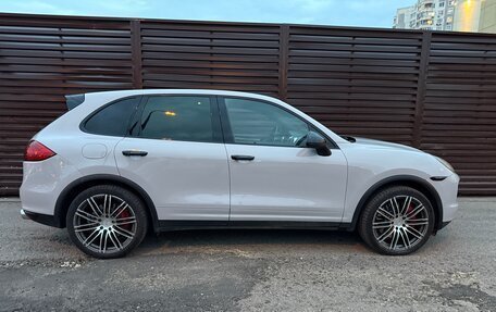 Porsche Cayenne III, 2010 год, 1 700 000 рублей, 16 фотография