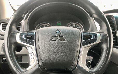Mitsubishi L200 IV рестайлинг, 2017 год, 1 599 000 рублей, 11 фотография