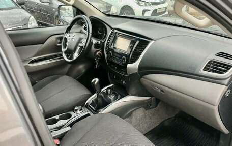 Mitsubishi L200 IV рестайлинг, 2017 год, 1 599 000 рублей, 23 фотография