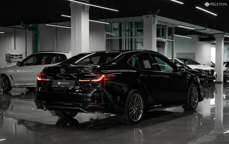 Toyota Camry, 2024 год, 4 900 000 рублей, 5 фотография