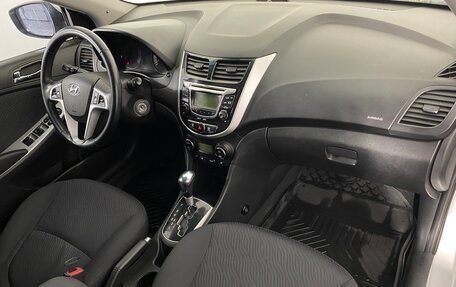 Hyundai Solaris II рестайлинг, 2011 год, 799 000 рублей, 13 фотография