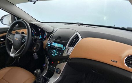 Chevrolet Cruze II, 2013 год, 799 000 рублей, 15 фотография