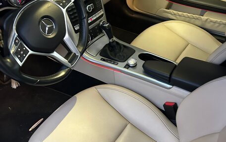 Mercedes-Benz SLK-Класс, 2015 год, 3 150 000 рублей, 3 фотография