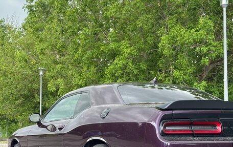 Dodge Challenger III рестайлинг 2, 2020 год, 5 000 000 рублей, 7 фотография