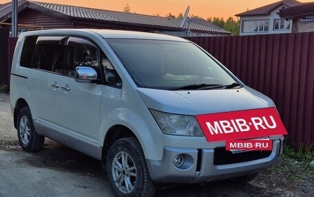 Mitsubishi Delica D:5 I, 2010 год, 1 800 000 рублей, 4 фотография